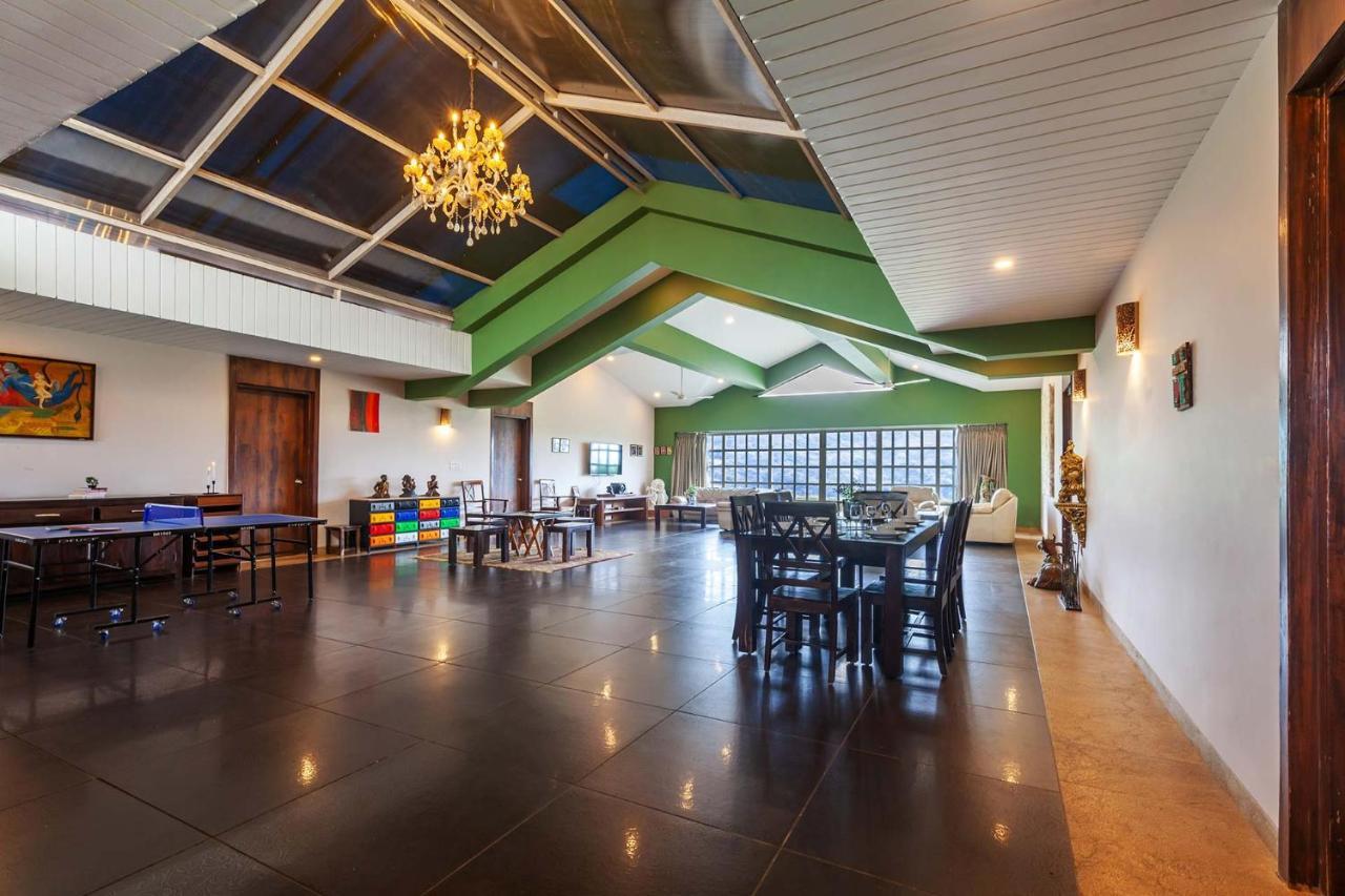 Stayvista'S Shivom Villa 12 - A Serene Escape With Views Of The Valley And Lake Lonavala Exterior photo