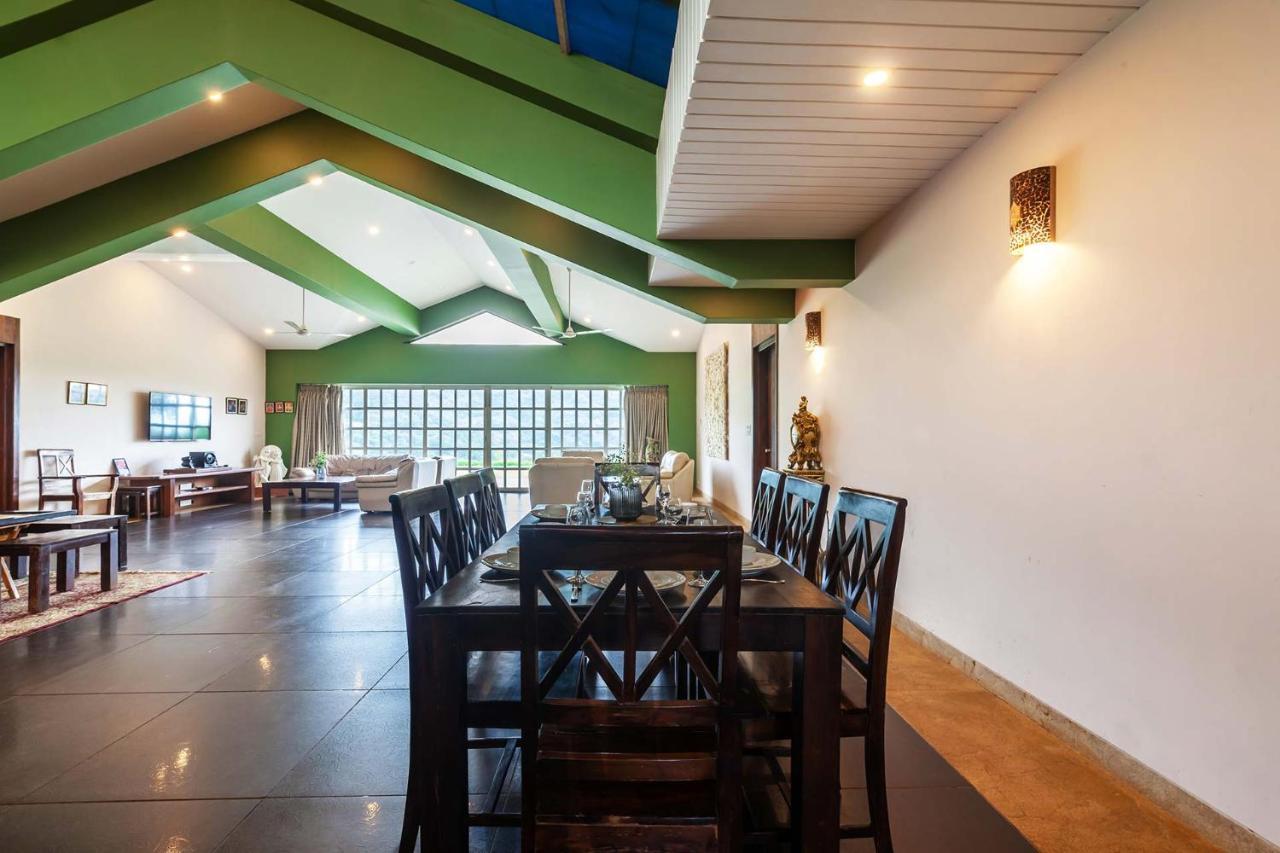 Stayvista'S Shivom Villa 12 - A Serene Escape With Views Of The Valley And Lake Lonavala Exterior photo