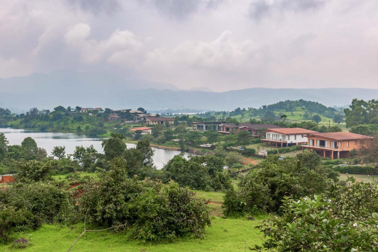 Stayvista'S Shivom Villa 12 - A Serene Escape With Views Of The Valley And Lake Lonavala Exterior photo